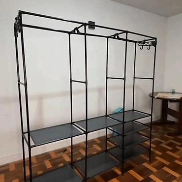 Ostali nameštaj: Stalak, polica za odecuni obucu Sa dva dela: 3200 din Sa tri dela — 9