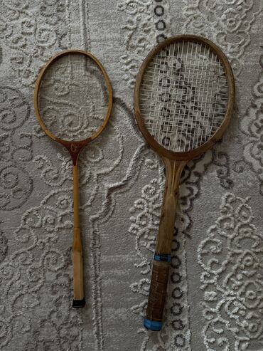 спортивное оборудование: Продаю две ракетки для тенниса