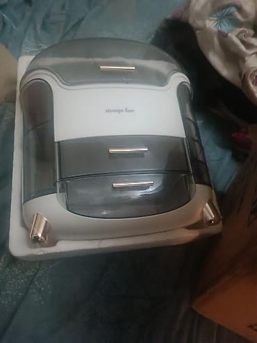 Kosmetik və aksesuar üçün çoxfunksiyalı “storage box” təşkilatçı -