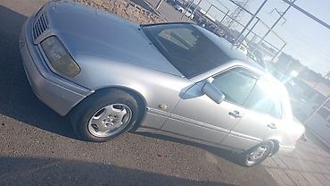 bugatti eb 112 6 mt: Mercedes-Benz A-Class: 1.8 l | 1996 il Sedan — 1