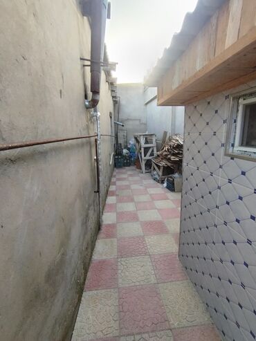 Həyət evləri və villaların satışı: 4 otaqlı, 100 kv. m, Orta təmir — 10