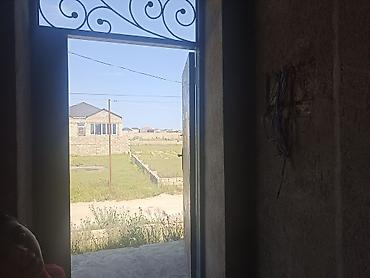 Həyət evləri və villaların satışı: Satılır – həyət evi - Tikinti: daş divarlar, metal dam örtüyü, beton — 7