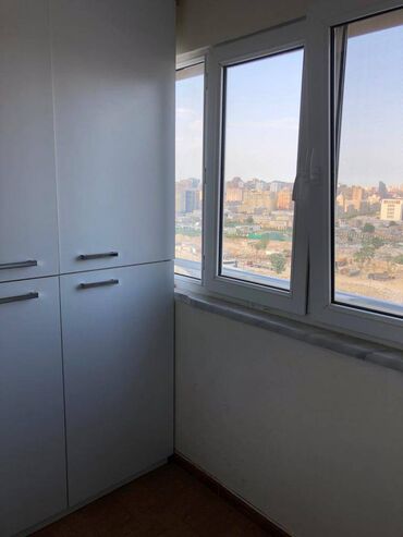 Uzunmüddətli kirayə mənzillər: Elmlər metrosunun yaxınlığında 9 mertebeli binanın 6-cı mərtəbəsində — 7