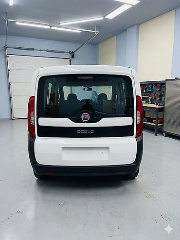 Fiat: Fiat Doblo: 1.4 l | 2018 il 170000 km Van body type — 1