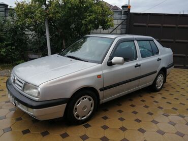 Колпаки: Железные Диски R 14 Volkswagen, Комплект, отверстий - 4