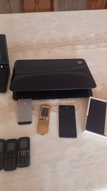 mini notebook computer: AMD A8, 12.9 "