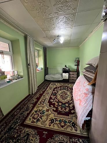 Продажа полдома: 📌Продаётся полДома с Участком, В районе Пишпека 4-соток, Дом-40м — 11
