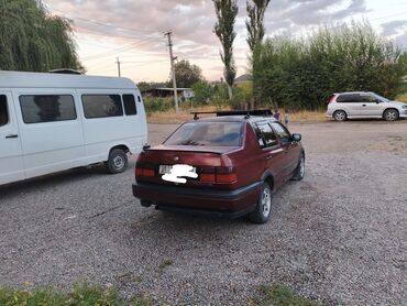 авто рынык бишкек: Продается надежный седан Volkswagen Jetta A3 бордового цвета