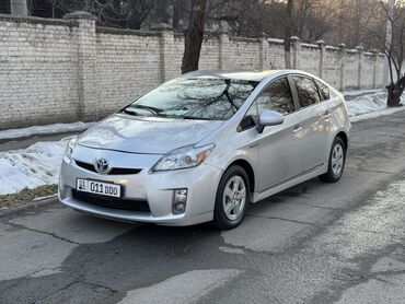 тоёта гая: Toyota Prius: 2011 г., 1.8 л, Вариатор, Гибрид, Универсал