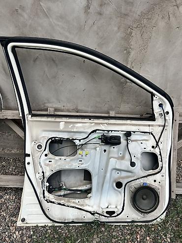 roma: Передняя левая дверь в сборе для Toyota (надпись на ручке «Toyota») — 1