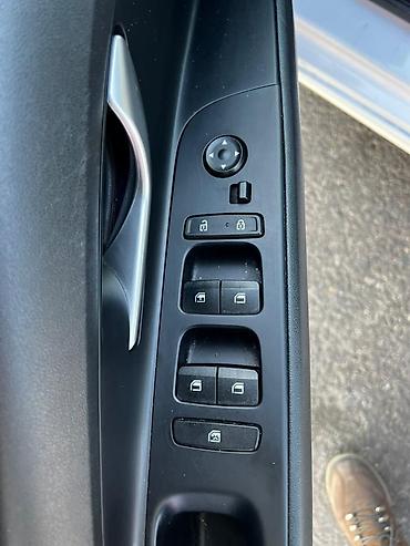 Hyundai: Hyundai Avante: 2020 г., 1.6 л, Бензин — 14