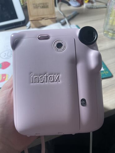 инстакс мини: Instax 12 новый/бу пользовались всего лишь 2 месяца. Коробка входит в