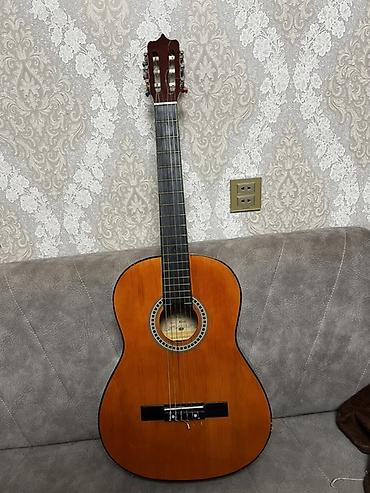 Klassik akustik gitara Başlanğıclar və hobbi musiqiçiləri üçün rahat