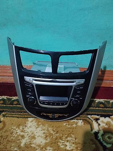 samsung 2011: Hyundai orijinal baş maqnitola və ön panel (fasciya) komplekti Məhsul — 1