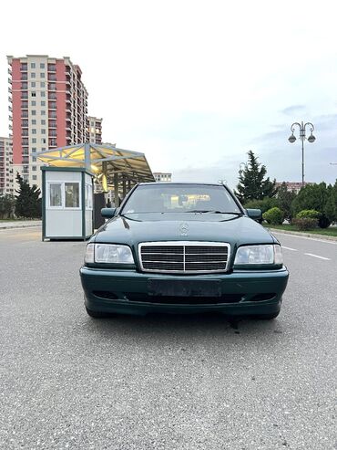 Mercedes-Benz: Salam. Avtomobil şəkildən görsəndiyi kimi ideal vəziyyətdədir.Heç bir — 3