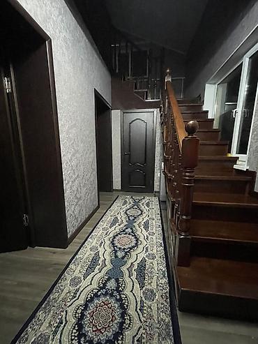 Продажа коттеджей и домов: Продаеться 2х этажный дом по адресу г.Кара балта ул.октябрская уч.7 — 1