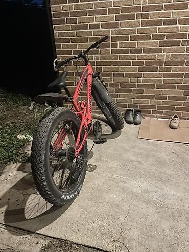 trek marlin 4: GUNSROSE fatbike – dağ və qum üçün geniş təkərli velosiped - — 1