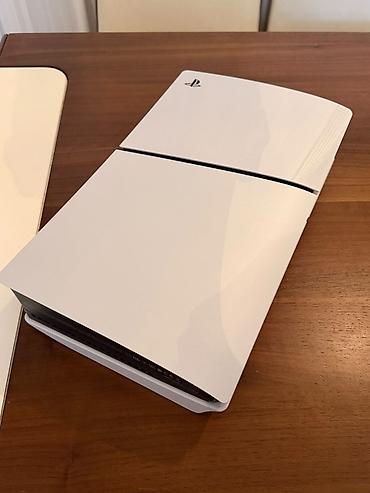 sony maqintafon: PlayStation 5 (PS5) – rəng: ağ 1tb(≈12 oyun) Endirim olacaq GTA 6 — 1