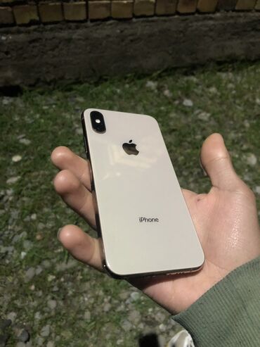 Apple iPhone: IPhone Xs, Б/у, 64 ГБ, Зарядное устройство, Чехол, 75 %