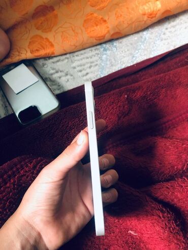 Apple iPhone: IPhone 12, Б/у, 128 ГБ, Белый, 80 %