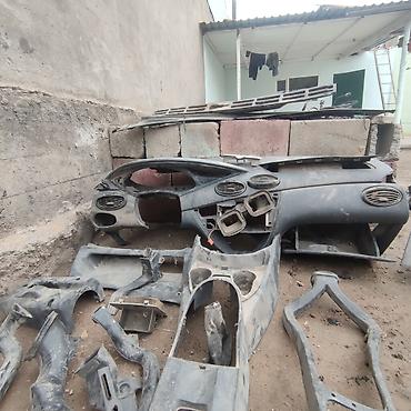 Панели, обшивки: Центральная консоль GMC 2003 г., Б/у, Оригинал, США — 14