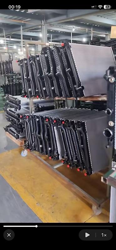 Hyundai və Kia Radiatorları Sonata Ucun radiator Sonata Ucun
