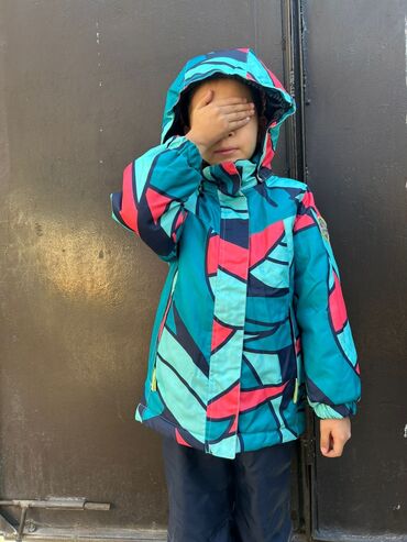 Верхняя одежда: Детские верхние одежды для девочек Б/У очень хорошем состоянии всё по — 14