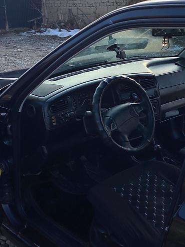 Унаа сатуу: Volkswagen Vento: 1994 г., Кол менен иштөөчү, Седан — 4