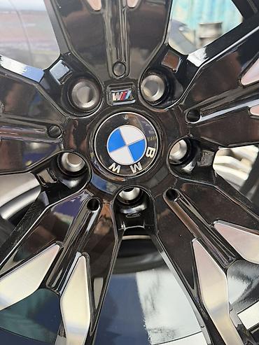 разнаширокие: Литые Диски R 22 BMW, Комплект, отверстий - 5, Новый — 3