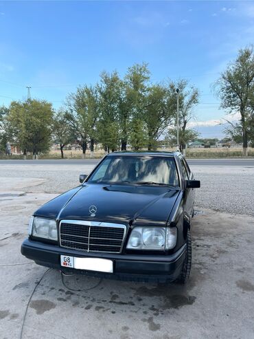 б у машины: Mercedes-Benz W124: 1993 г., 2.2 л, Автомат, Бензин, Седан