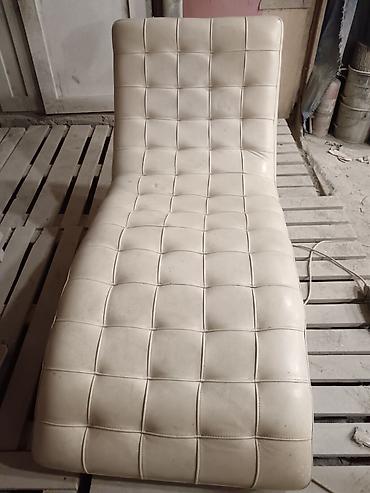 mebel materialı: Ağ rəngli lounge/şezlong kreslo - Material: temiz dəri üzlük — 2