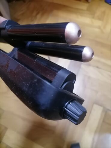 Figaro za kosu: Figaro PARIS HILTON 75 W za pravljenje lokni na vašoj kosi Profi je na lalafo.rs — 10 Figaro za kosu: Figaro PARIS HILTON 75 W za pravljenje lokni na vašoj kosi Profi je — 10