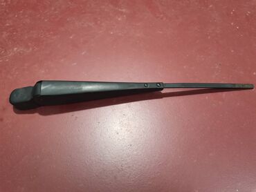 Auto delovi: Nosac metlice zadnjeg brisaca Lada 21213,21214 Niva, Lada 2104 — 2