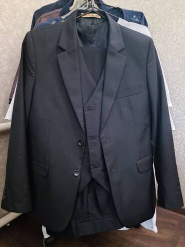 одежда мужская: Костюм XL (EU 42), цвет - Черный