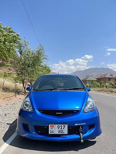 Продажа авто: Honda Fit: 2002 г., 1.3 л, Автомат, Бензин, Хэтчбэк — 5