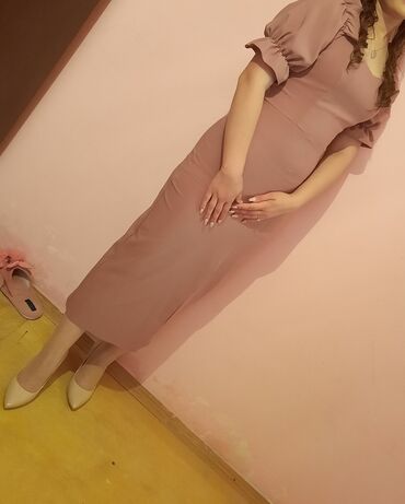 Kokteyl donlar: 1 defe geynilib. Cox gozel paltardi.35 alinib . 25 e satilir — 5