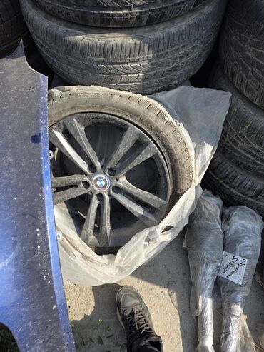 расходомер на бмв: Дөңгөлөктөр монтажда 225 / 45 / R 18, Кыш, Колдонулган, Комплект, Жеңил унаалар, Куйма, тешиктери - 5