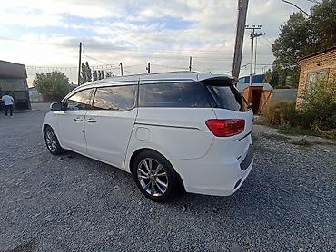 салон автомобиля: Kia Carnival: 2020 г., 2.2 л, Автомат, Дизель, Минивэн — 4