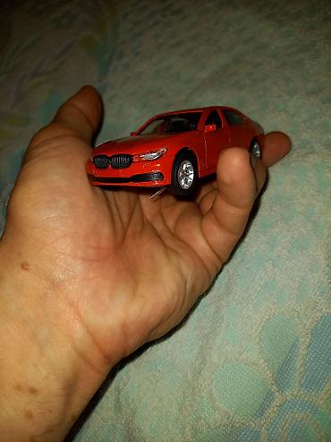 mercedes 170 b: Qırmızı sedan miniatür avtomobil modeli - Material: metal gövdə — 3