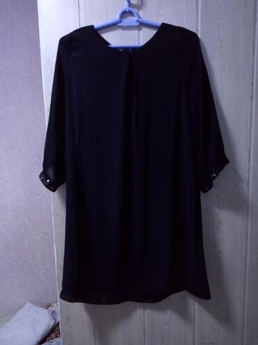 hm платье: Продаю платье чёрное креп мягкий,креп тонкий,с подкладом,одевала один