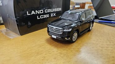 model: Toyota, 2025 il, 1:18, Dəmir, Ünvandan götürmə, Ödənişli çatdırılma