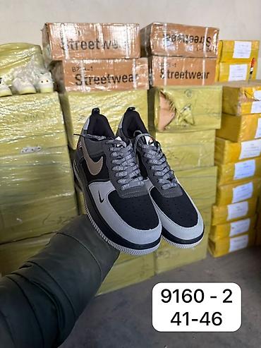 Кроссовки и спортивная обувь: СПЕШИТЕ ! СПЕШИТЕ ! СПЕШИТЕ ! Предприниматели и торговцы обувью at lalafo.kg — 29 Кроссовки и спортивная обувь: СПЕШИТЕ ! СПЕШИТЕ ! СПЕШИТЕ ! Предприниматели и торговцы обувью — 29