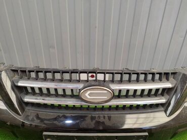Другие детали КПП и трансмиссии: Решетка радиатора Kia Carnival 2012 (б/у) КУЗОВНЫЕ ДЕТАЛИ - #капот