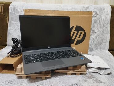 HP: HP noutbuk – orijinal qutusu, adapteri və sənədləri ilə — 9