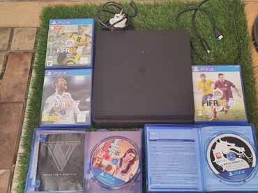 Информатика: --- 🎮 PS4 + 5 oyun satılır 🎮 Konsol tam işlək vəziyyətdədir. 💿