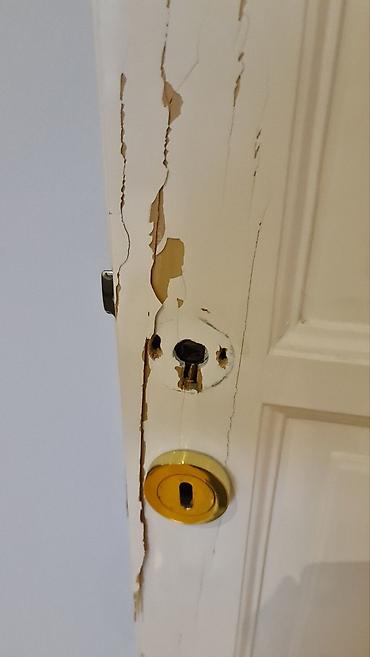 Vrata: Usluga: Popravka unutrašnjih vrata – Beograd Specijalizovani radovi — 15