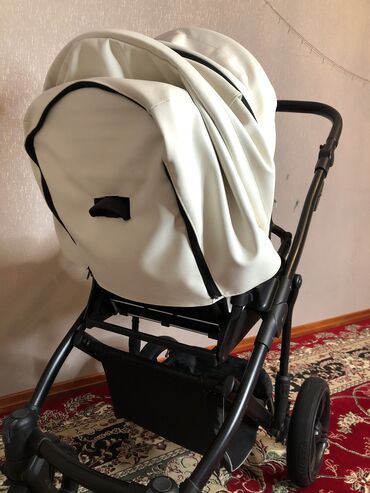 Gəzinti arabaları: Cemi 4 ay istifade olunub yeni kimidir. 2 lyulkadan ibaretdir . Cox — 14