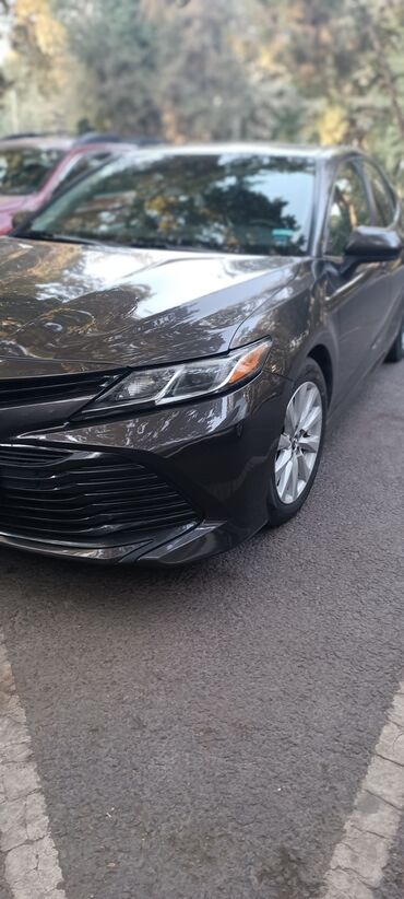 Toyota: Toyota Camry: 2018 г., 2.5 л, Автомат, Бензин, Седан