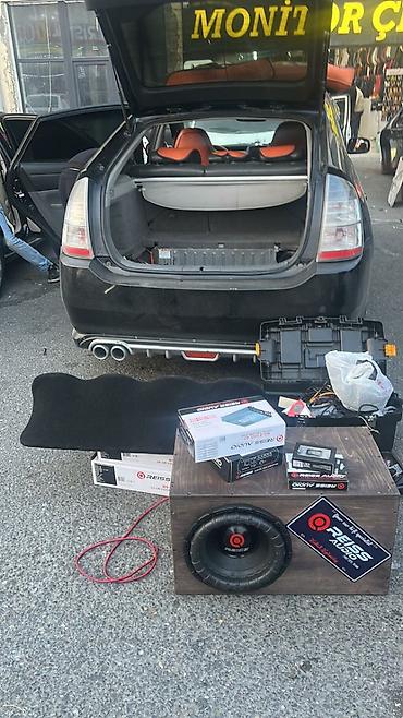 subwoofer satilir: Maşın üçün tam audio sistemi – REISS Audio Komplektin tərkibi: - — 1