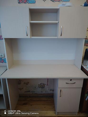 Düz masa, Polkalı, Siyirməli, MDF